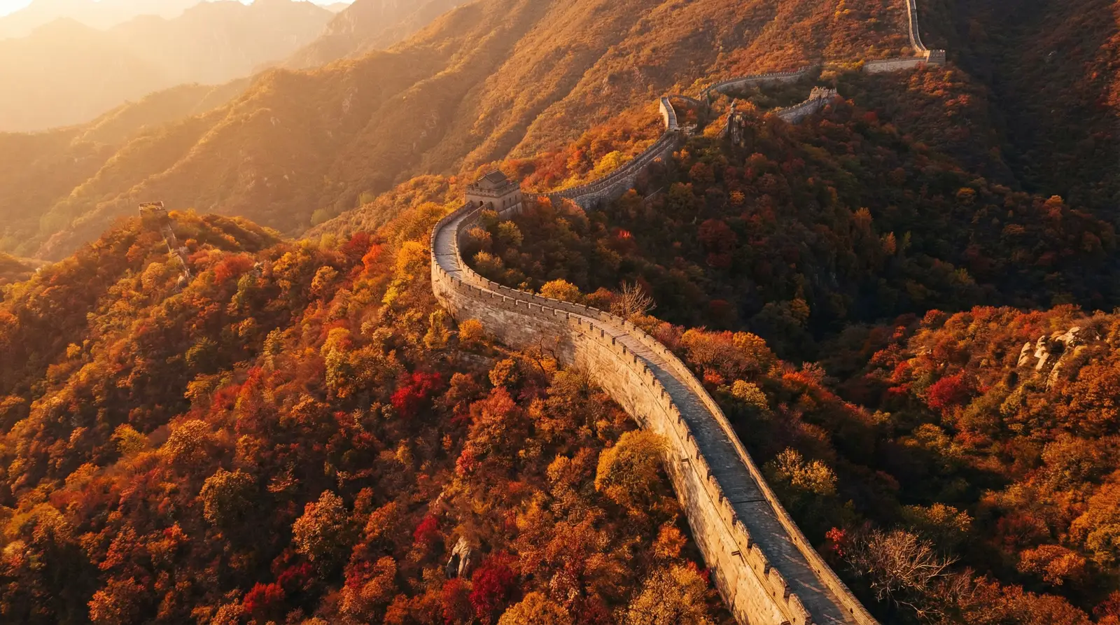 何雯娜陈一冰 秋日长城航拍全景